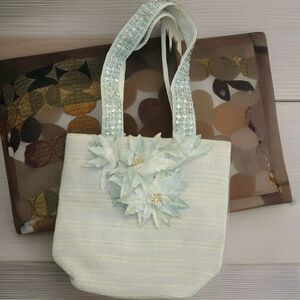 Whittall & Shon Coquette White Flower Handbag Tote Bag Shoulder Purse Wedding